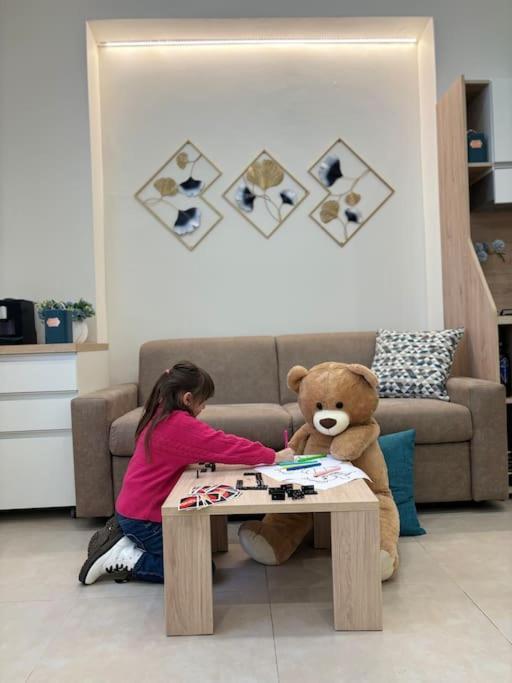 Teddy'S Home Luminoso Accogliente E Moderno Racale Zewnętrze zdjęcie